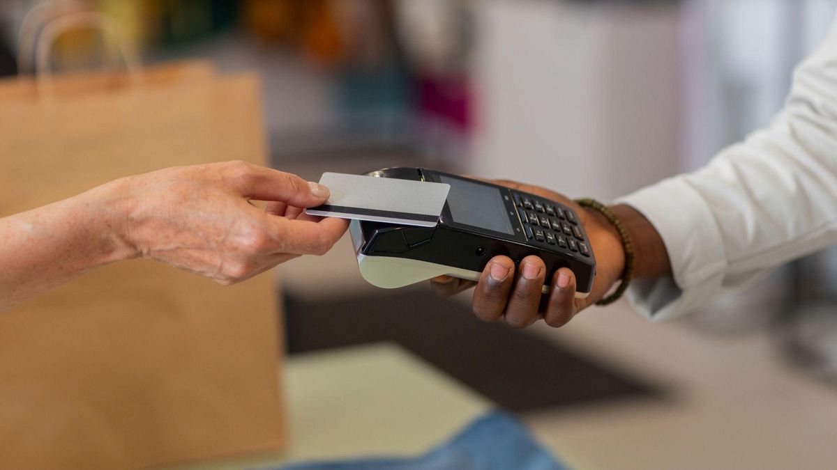 SRI inició controles de pago de impuesto ISD a consumos en el exterior con tarjeta de crédito. - Ladevi Medios y Soluciones SRI inició controles de pago de impuesto ISD a consumos en el exterior con tarjeta de crédito.