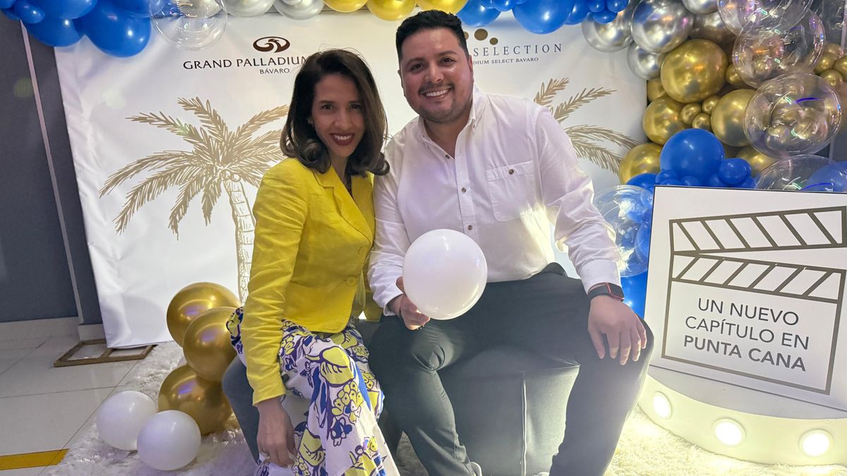 Equipo de Palladium Hotel Group en Chile reunió a turoperadores y agencias de viajes en una experiencia cinematográfica.