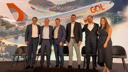 GOL Linhas Aéreas: Celso Ferrer, Chief Executive Officer; Angus Clarke, Chief Commercial Officer; Manuel Irarrazabal, Chief Financial Officer; Albert Perez, vicepresidente de Operaciones; Mateus Pongeluppi, vicepresidente comercial; y Carla Fonseca, CEO de Smiles.