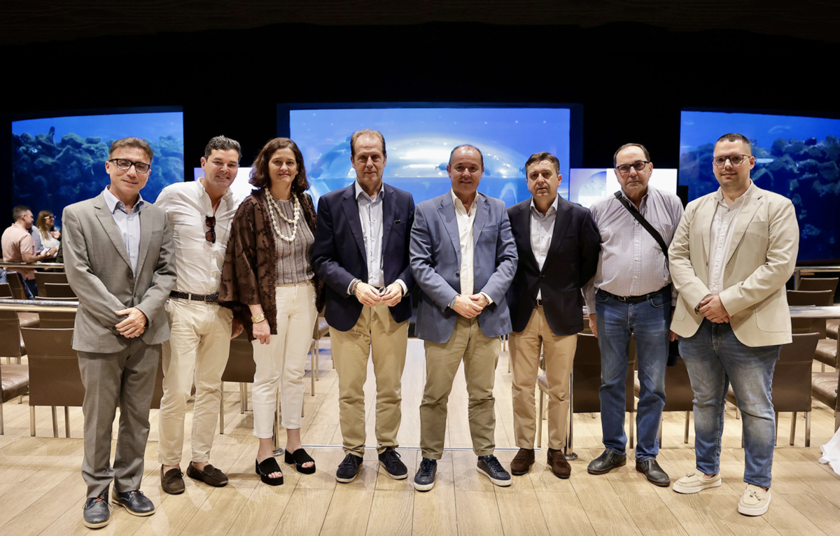 Miembros de ACAVyT y participantes de su segundo encuentro anual.
