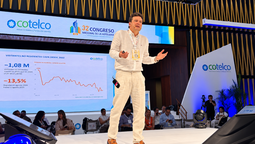 Durante el Congreso Nacional de la Hotelería 2026, José Andrés Duarte García alertó sobre la disminución de los visitantes internacionales, con una caída del 13,5% en las llegadas de agosto de 2026 frente al mismo mes de 2025.