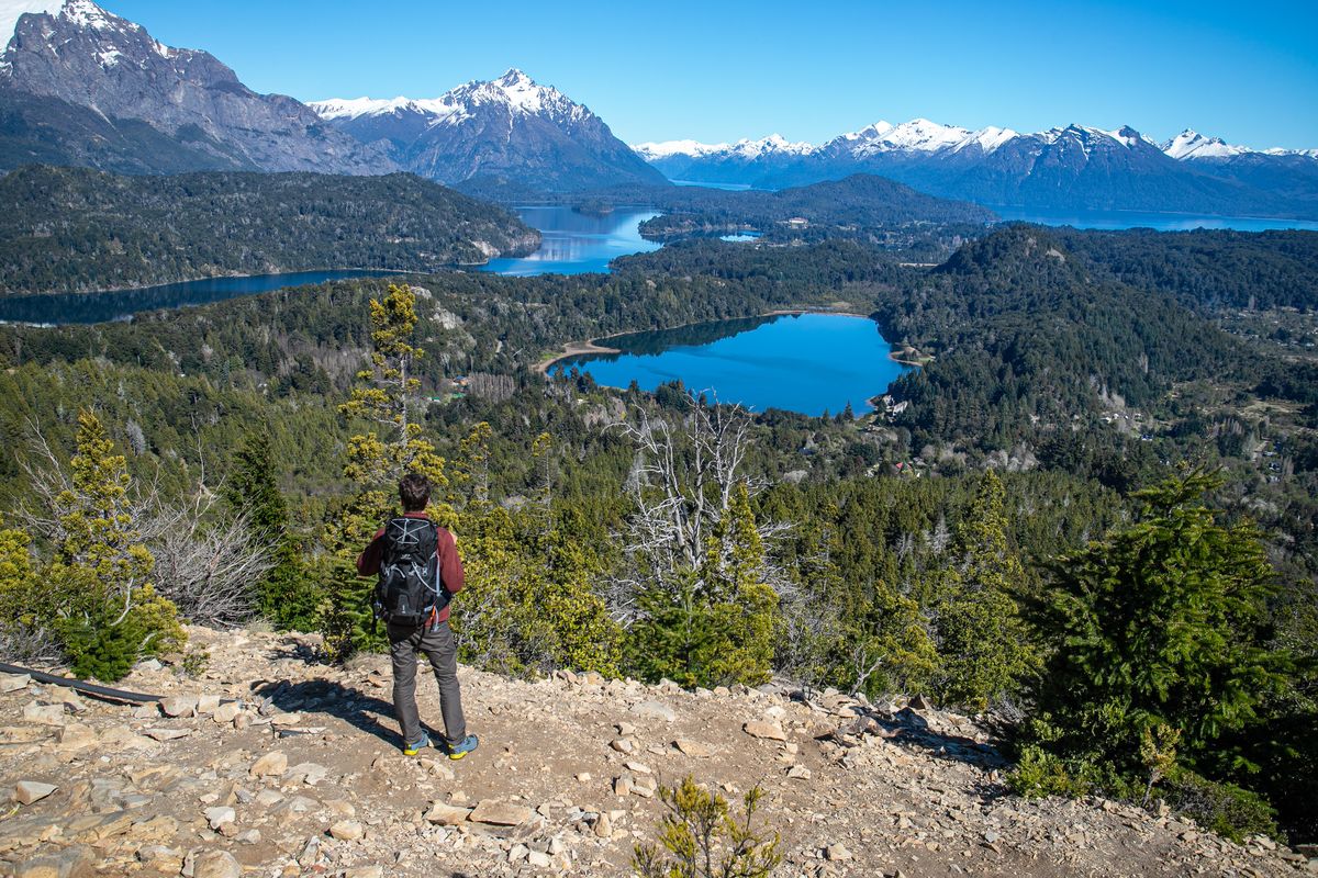 Con una destacada oferta de vuelos, Bariloche apuesta al turismo internacional para sostener el verano 2025/26.
