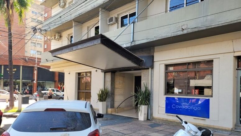 Después de 74 años cierra un hotel emblemático en Chaco y crece la preocupación en el sector hotelero.