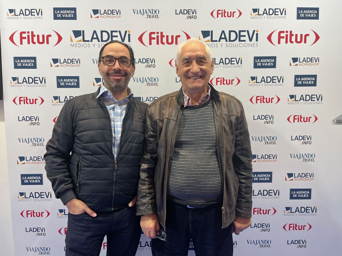 El gerente general y el director de Viajes Fama.