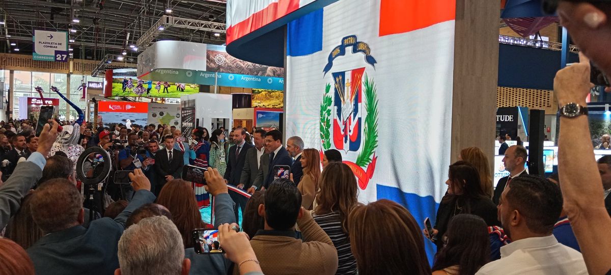 Inauguración del stand de República Dominicana.