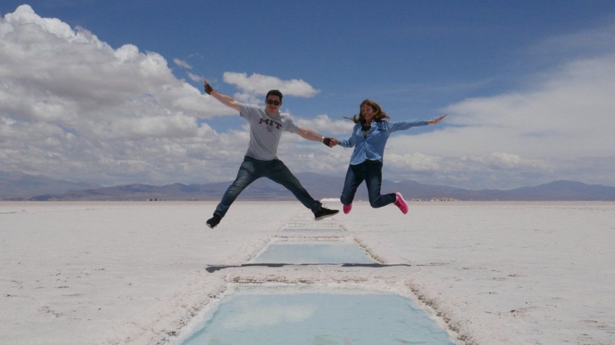 Las Salinas Grandes de Jujuy son una de las joyas del norte argentino. Las Salinas Grandes de Jujuy son una de las joyas del norte argentino.