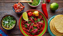 La gastronomía de Yucatán se destaca por el uso de ingredientes únicos de la región.