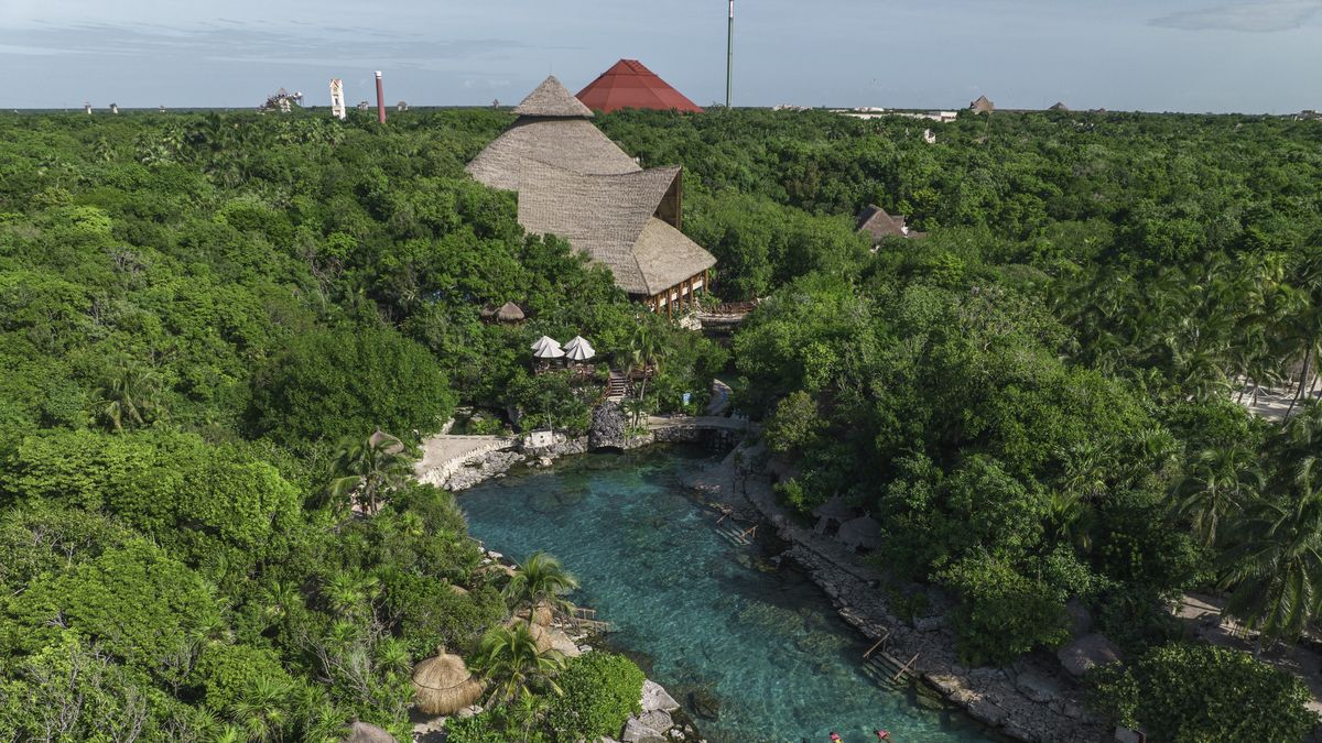 Grupo Xcaret cumplirá con su iniciativa en la Copa Mundial de Fútbol aunque México haya quedado fuera.