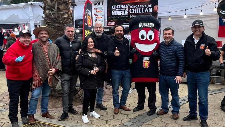 Autoridades y gremios de la Región de Ñuble participaron en Entre Barrios de Ñuñoa.