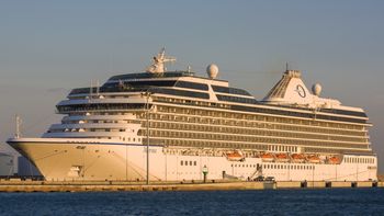 Crucero por la costa atlántica europea recorre destinos como Bilbao, Oporto, Lisboa y La Coruña en un viaje que combina cultura, gastronomía y paisajes únicos.