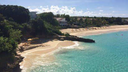 Las propiedades turísticas de Meads Bay, en Anguilla, se unen para expandir el concepto burbuja y mejorar la experiencia de los visitantes con más actividades