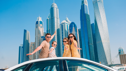 Viaje a Dubái y Abu Dhabi: un paquete de 6 días con safari por el desierto