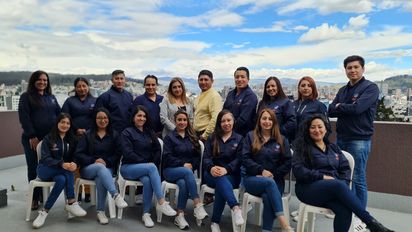 Equipo MW Turismo, incluidos Mónica Osorio y Wilmer Constante.