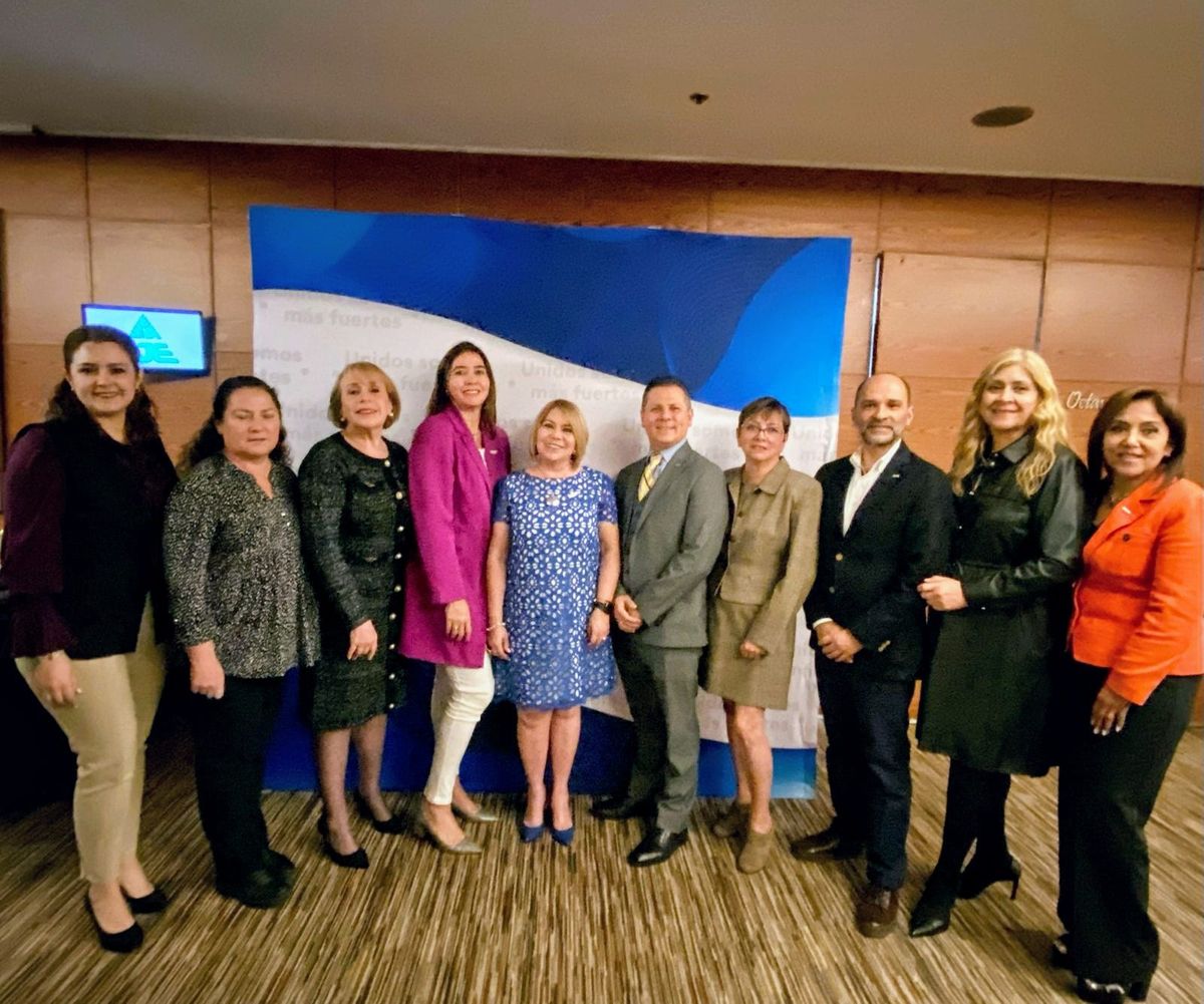 Consejo Directivo que acompañará a Alicia Mejía en su cargo de presidenta de la Asociación Metropolitana de Agencias de Viajes