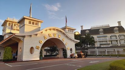 Disneys Boardwalk Inn se encuentra a metro de Epcot en el complejo Walt Disney World Resort.
