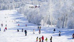 altText(Chapelco fue reconocido como el mejor destino del país)}