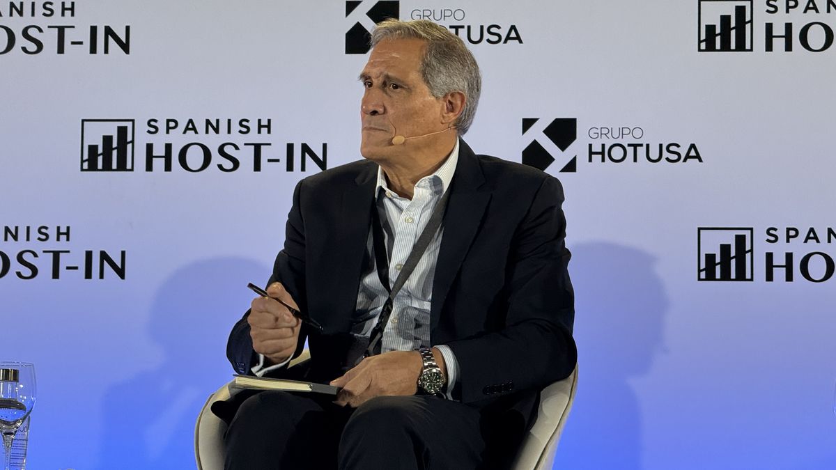  Raúl González, CEO de Barceló Hotel Group para EMEA, durante el Foro Spanish Host-In, organizado por el Grupo Hotusa en Madrid.