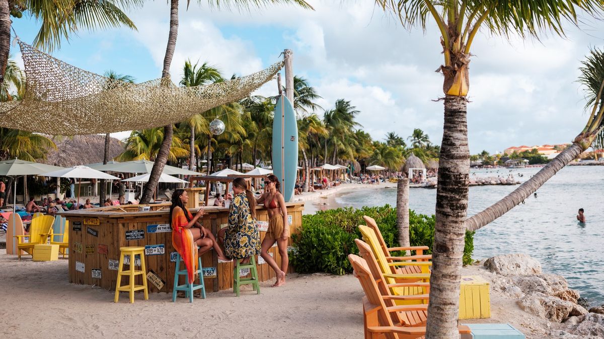 Curazao invita al relax, dejando de lado las preocupaciones cotidianas. Curazao invita al relax, dejando de lado las preocupaciones cotidianas.