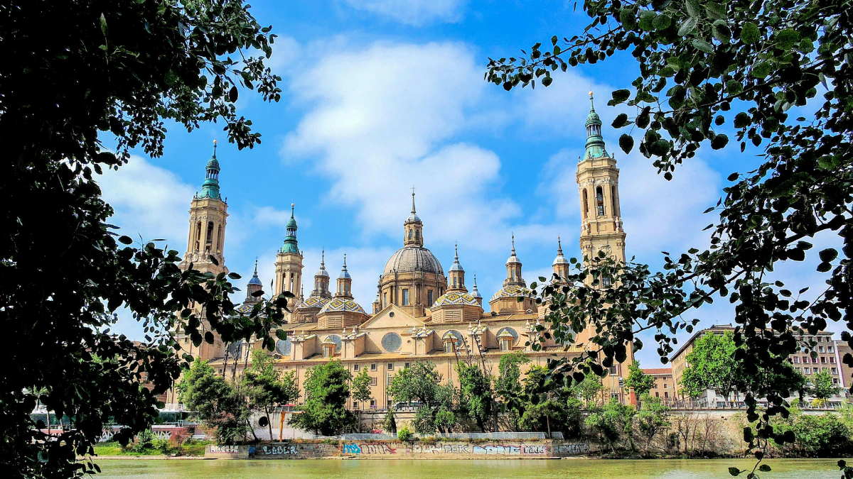 Aprovecha las vacaciones de Semana Santa para visitar los santuarios marianos más importantes de Europa.