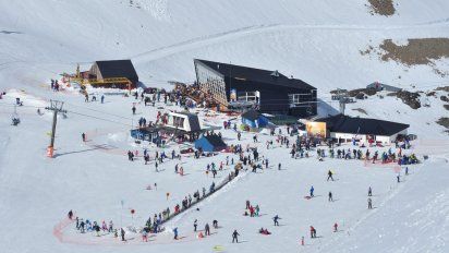 Todo lo que tienes que saber sobre La Hoya, uno de los mejores sitios para esquiar en la Patagonia