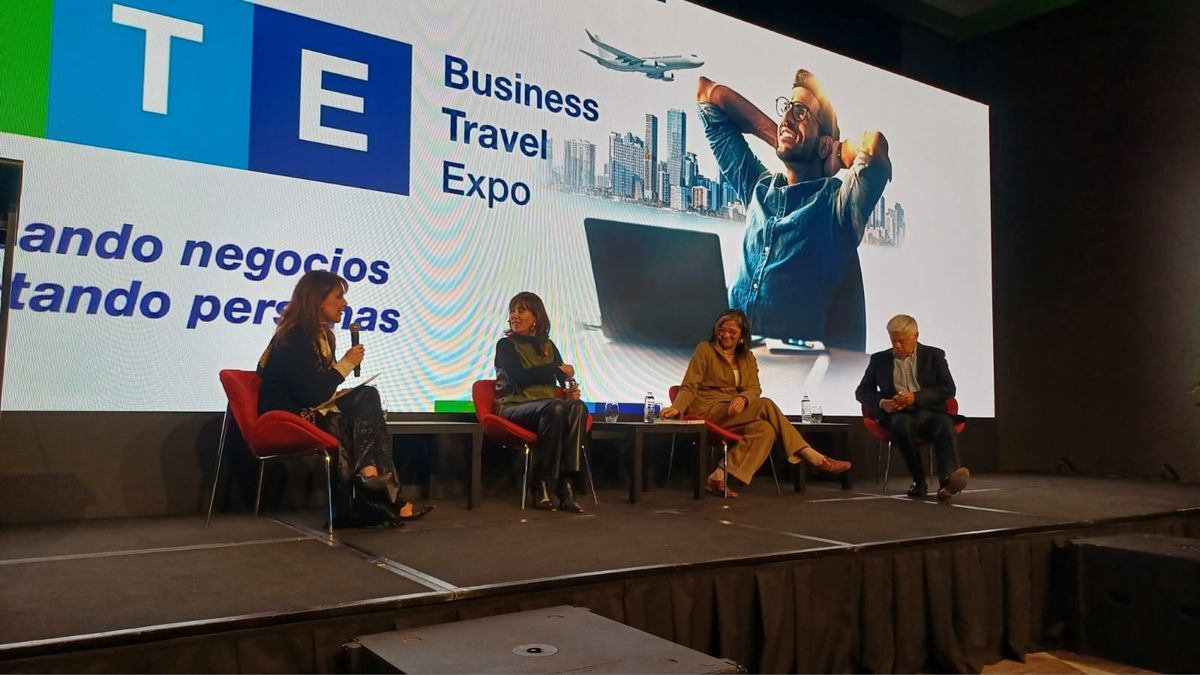 La BTE presentó su primer panel de discusión con autoridades y representantes de gremios. - Ladevi Medios y Soluciones La BTE presentó su primer panel de discusión con autoridades y representantes de gremios.