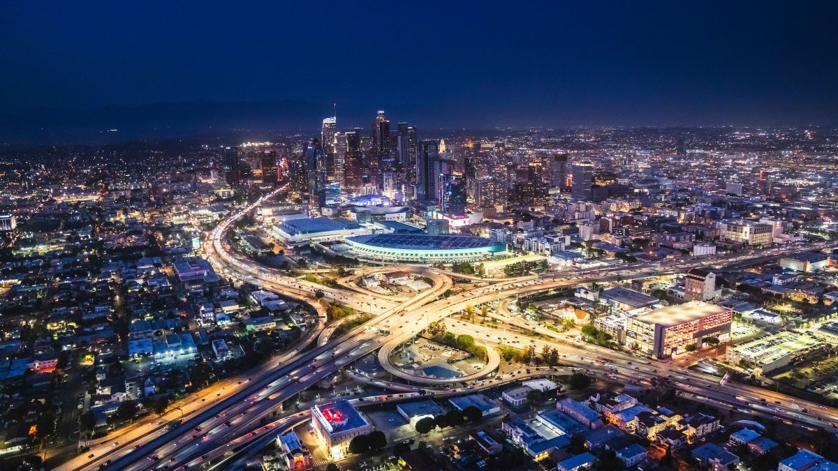 Aeroméxico y Visit California realizaron un vuelo especial de celebración por la llegada del avión 100 de la aerolínea.