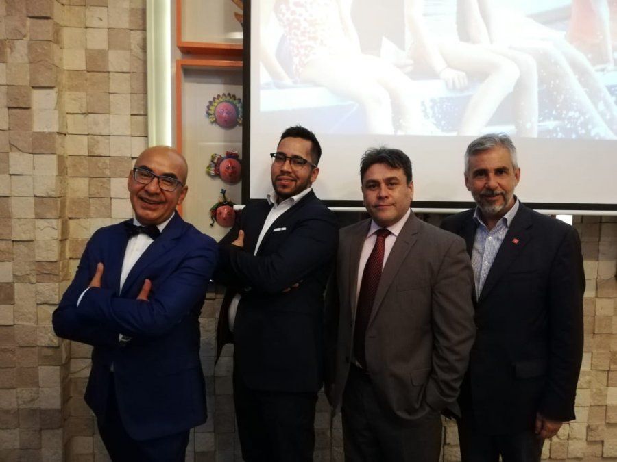 Erwin Romero, Ariel Olaverria, Miguel Vargas y Omar Bastardo.