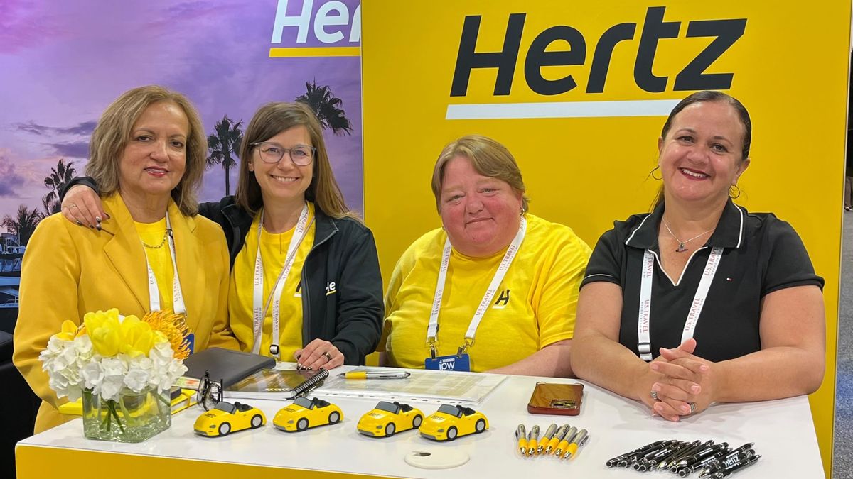 Hertz: Lourdes Vera, Jennifer Schliszio, Katie Bryan y Azucena Lafuente.