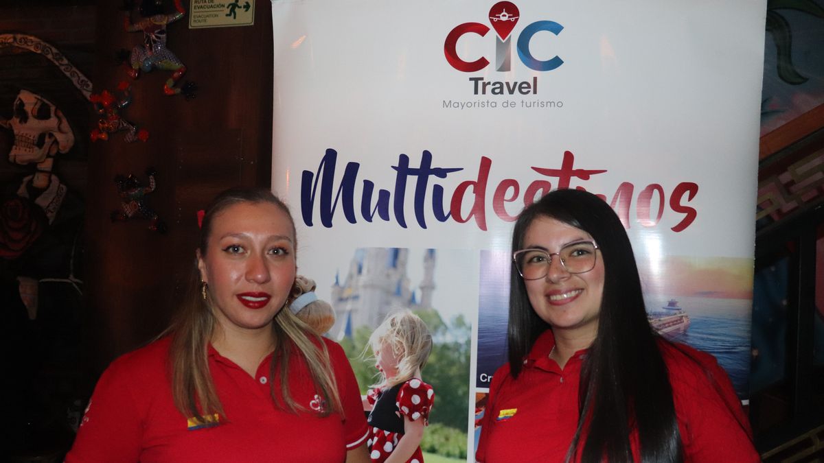 Equipo de CIC Travel en la celebración de sus 30 años.