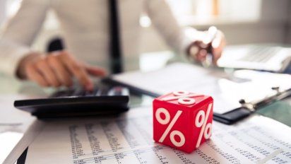 Suspenden provisoriamente la medida de Javier Milei que eliminaba el aporte obligatorio al Inacap. En turismo, Faevyt ratificó la baja del 50% en el Incatur.