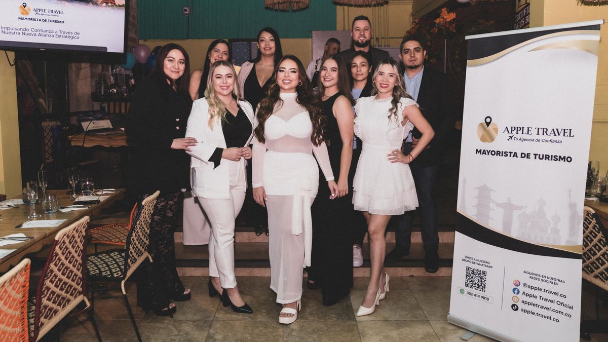 Apple Travel lanzó oficialmente su canal mayorista junto a agencias de viajes de Medellín. Apple Travel lanzó oficialmente su canal mayorista junto a agencias de viajes de Medellín.