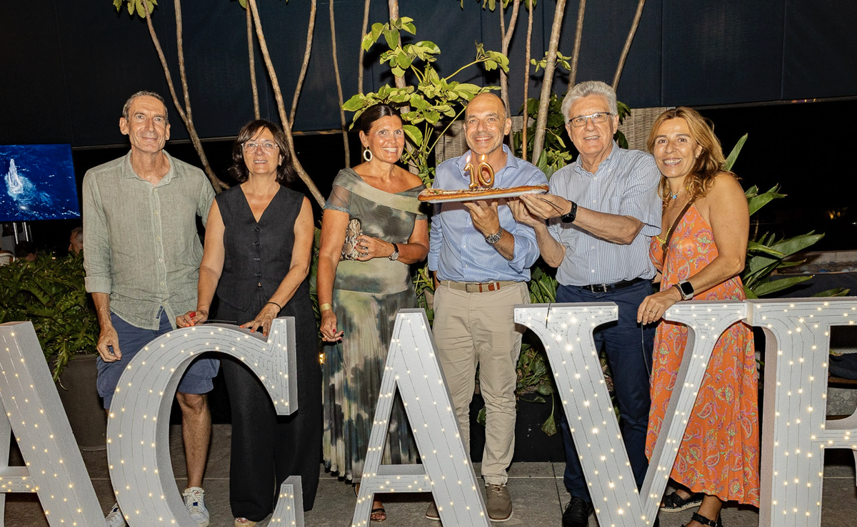 Representantes de ACAVE durante su décima Noche del Socio.