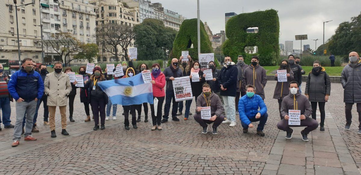 &nbsp; Empresarios del sector marchan para pedir por la reactivaci&oacute;n tur&iacute;stica.