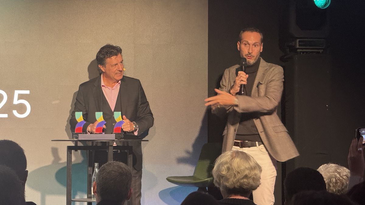 David Vidal, director general de Amadeus en España, junto a José María Hoyos, CEO de Travelance.