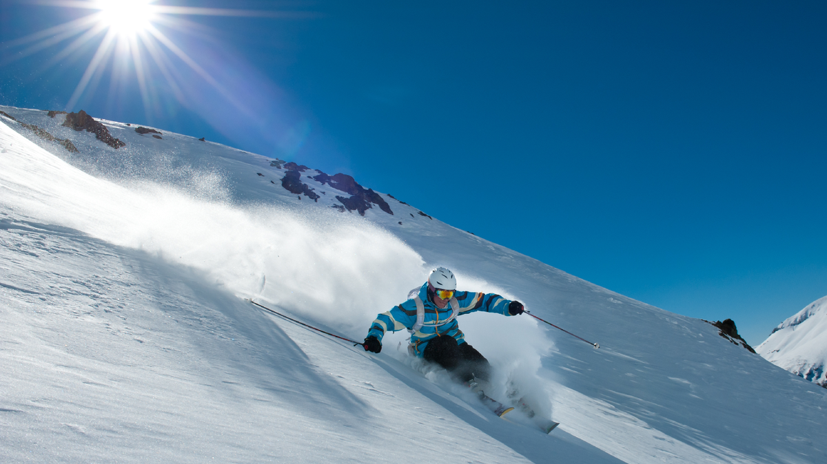 Descubrí los precios para esquiar estas vacaciones de invierno en Chile y Argentina.