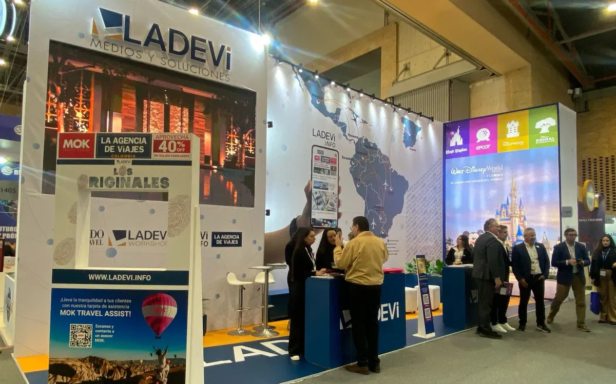 Stand de Ladevi en la Vitrina Turística Anato 2025.