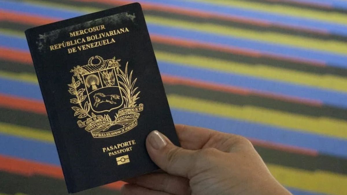 Para solicitar el certificado de antecedentes penales en Venezuela deberás ingresar a la página el día en que el sistema te lo permita.