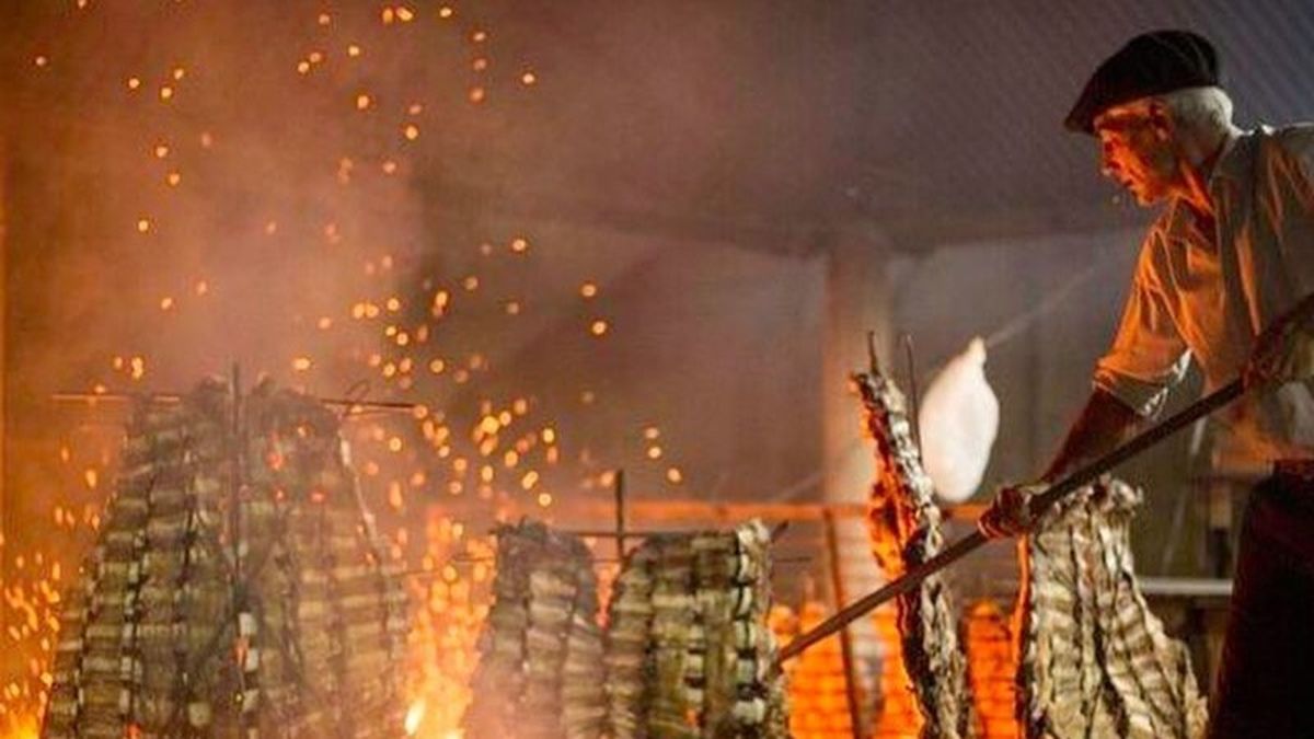 Escapadas de vacaciones de verano: En Baguier se sirve, dicen, el mejor asado de la región-