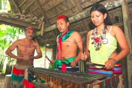 La etnia Tsáchila es la cultura más representativa de Santo Domingo.