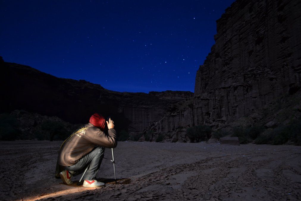 Una caminata a la luz de la luna con el cañón como testigo. - Viajando Una caminata a la luz de la luna con el cañón como testigo.