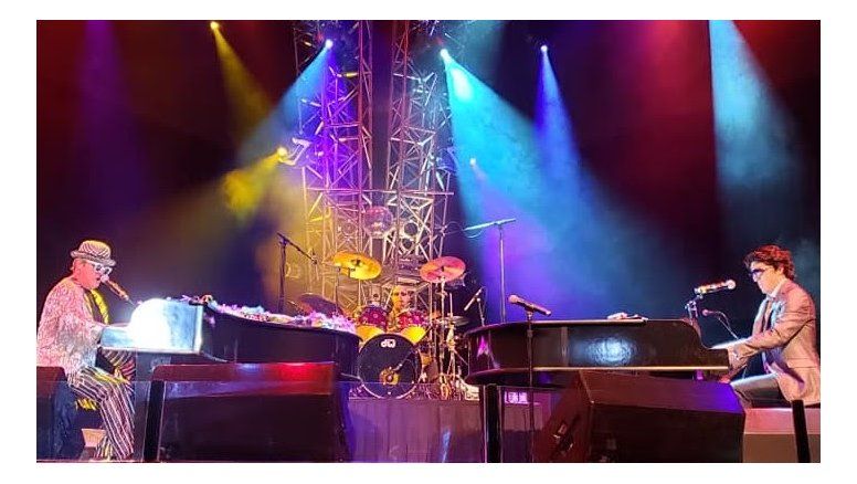 Elton John, uno de los artistas programados para deleitar a los visitantes de Busch Gardens.