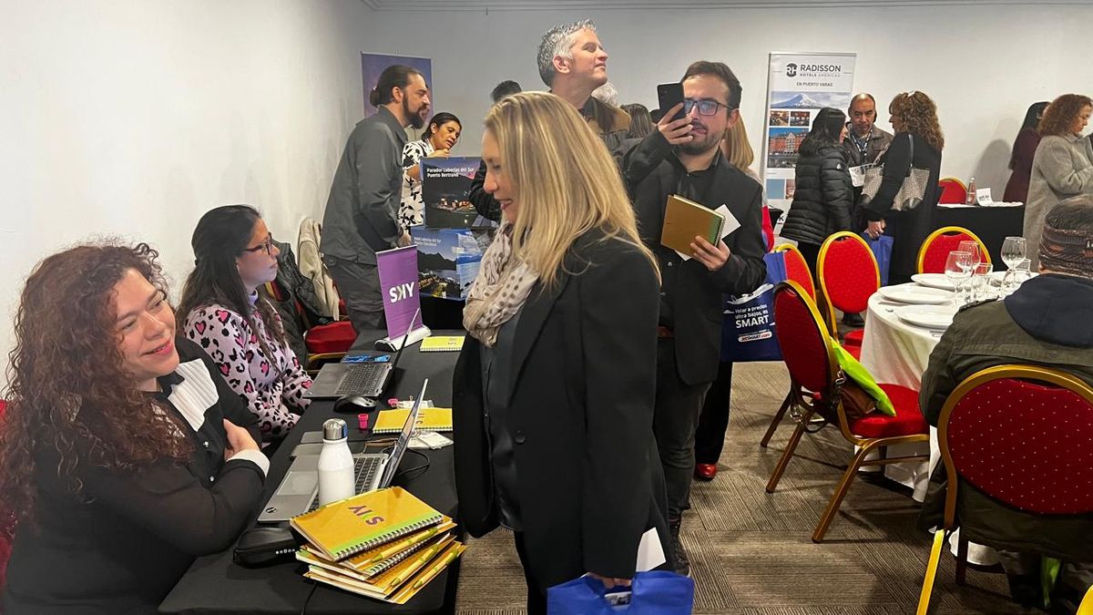 Travelaway: 'Chile sin fronteras' abrió espacio entre proveedores nacionales y agentes de viajes. Travelaway: 'Chile sin fronteras' abrió espacio entre proveedores nacionales y agentes de viajes.