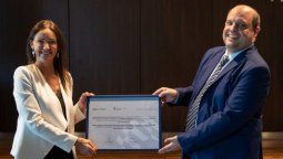 Paola Tamburelli, de la ANAC y Pablo Ceriani, Aerolíneas Argentinas.