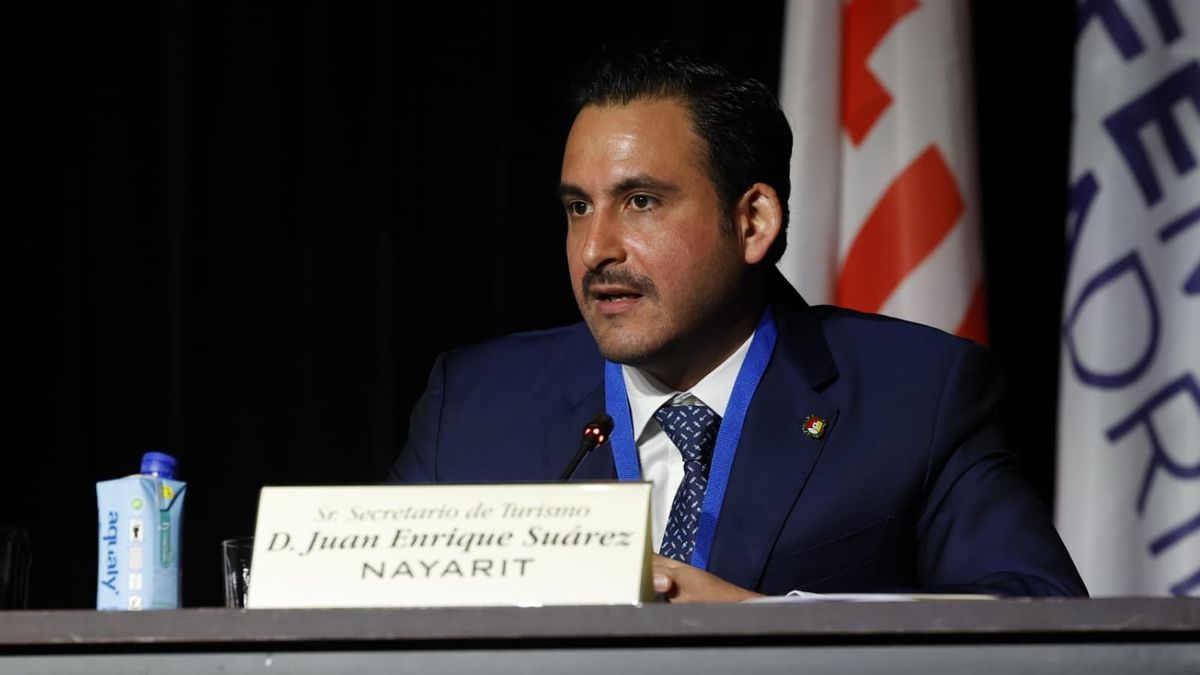 El secretario de Turismo de Nayarit, Juan Enrique Suárez del Real Tostado.