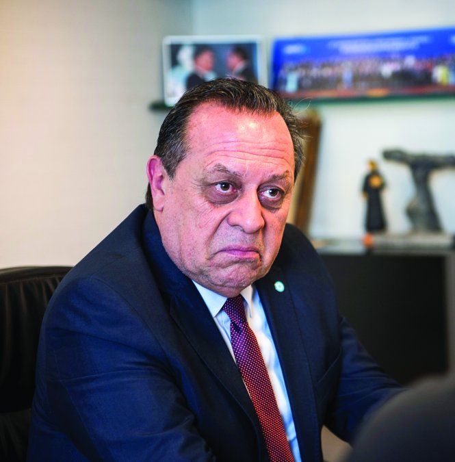 El destrato a la prensa crítica por parte de Gustavo Santos terminó siendo una mancha más a una gestión llena de lunares.