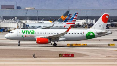 México lidera la caída del tráfico aéreo en la región