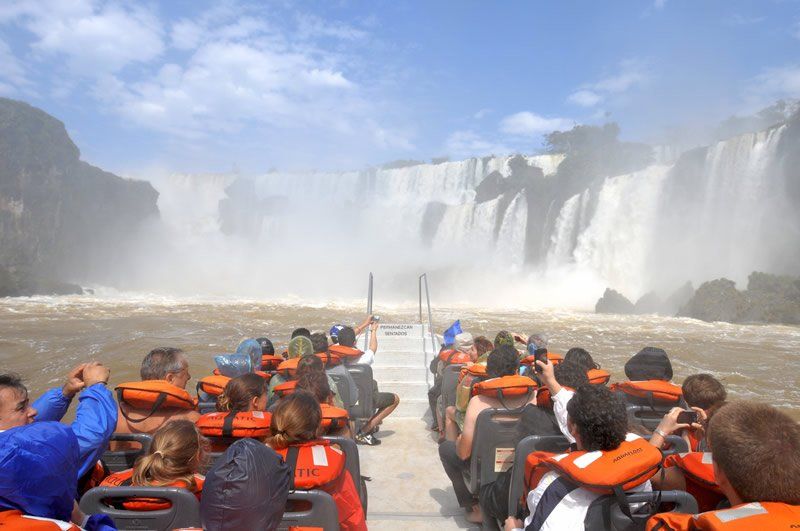 Estas son las actividades que no te podés perder si visitás Cataratas del Iguazú y queres conocer a fondo esta belleza natural.