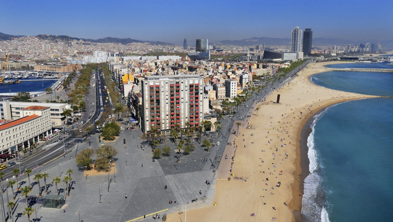 Playa de la Barceloneta, en Barcelona.