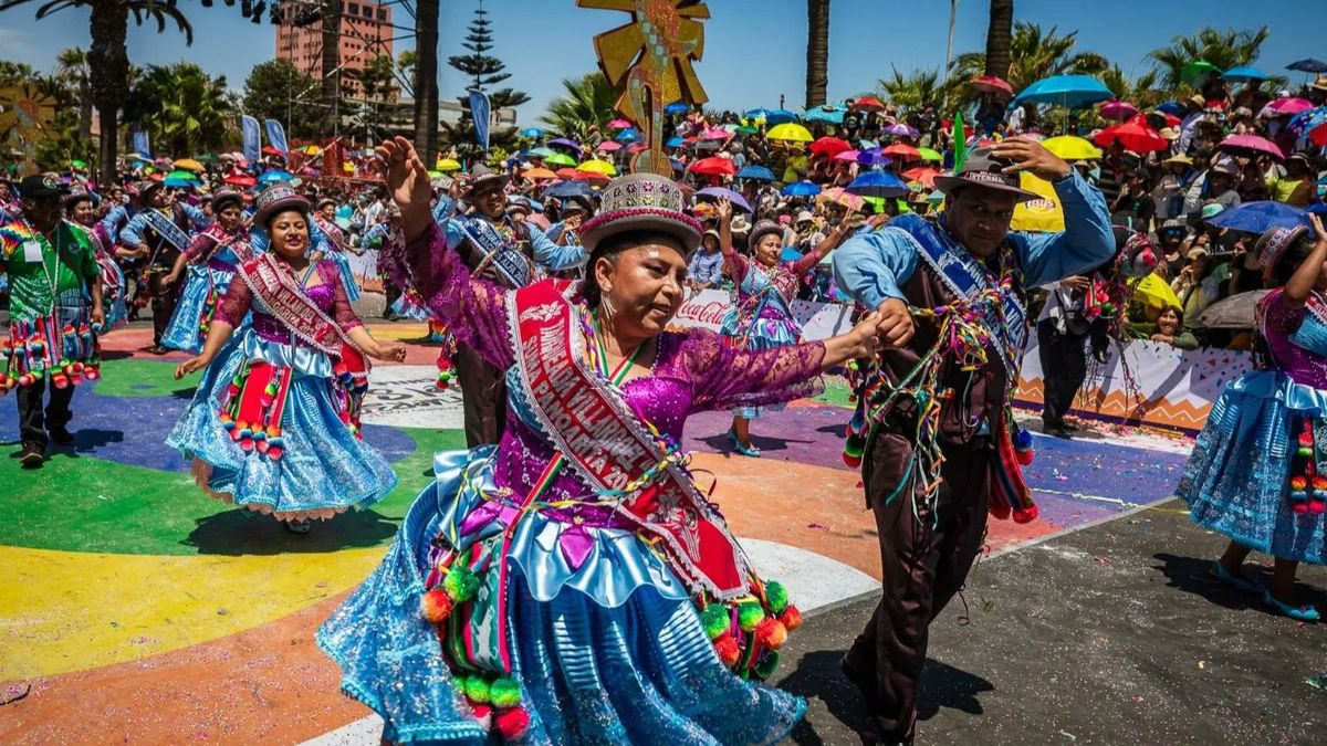 Carnaval Con La Fuerza Del Sol de fines de enero empuja la mayor ocupación hotelera y actividad turística del año para Arica.