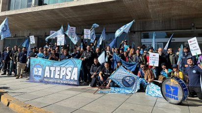 Sin acuerdo en las paritarias, habrá múltiples paro de controladores aéreos. Vuelos demorados y pasajeros afectados por la medida de fuerza de Atepsa.